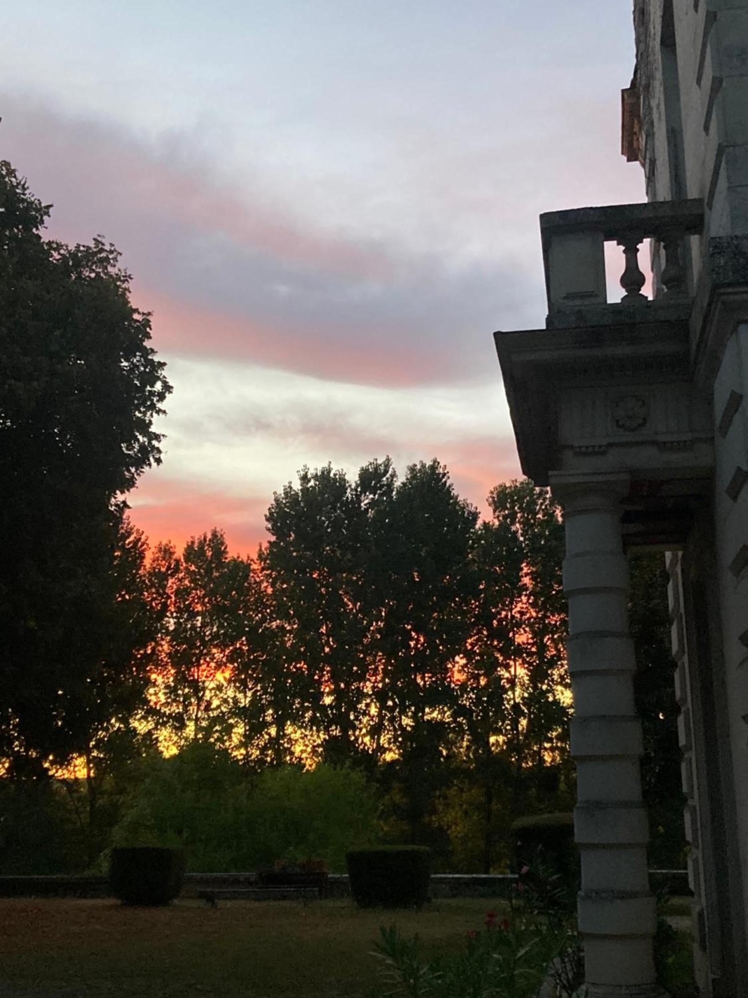 Chateau De Chasseneuil Sur Bonnieure Esterno foto